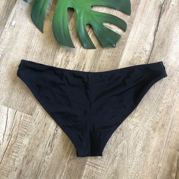 Victoria’s Secret Black Lattice Side Bikini Bottom - Picture 3 of 6